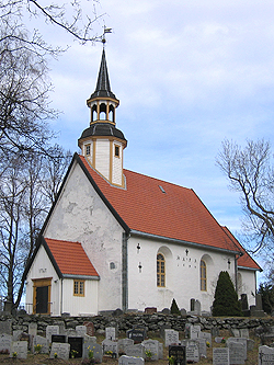 Lade kirke.jpg