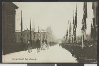 11. "Kongeindtoget" Carl Johansgd - no-nb digifoto 20160209 00528 bldsa PK15016.jpg