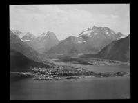 12. Åndalsnes - no-nb digifoto 20150107 00234 NB MIT FNR 20584.jpg