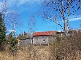 Øisetkjølen under Øiset øvre låve Kongsvinger.jpg