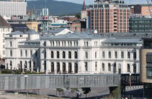 Østbanestasjonen fra Operaen.JPG