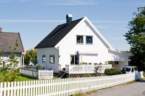 Østre Halsen, Strandveien 04.jpg