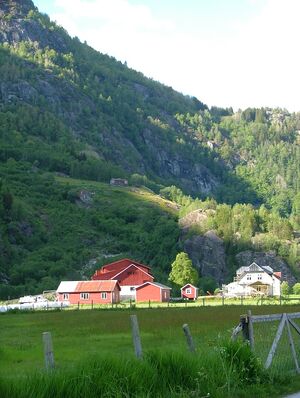 Øvre Myklemyr og Teigen.JPG