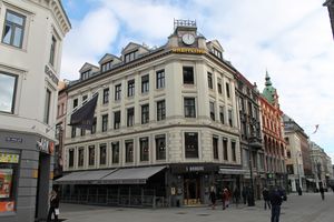 Øvre Slottsgate 14 i Oslo.JPG