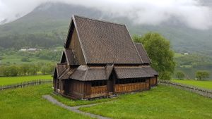 Øye stavkyrkje.jpeg