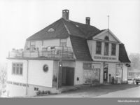 Oppegård sparebank hadde lokaler i Aulestad i Kolbotn sentrum i perioden mellom Villa Sundby og Kolbotnveien 6.