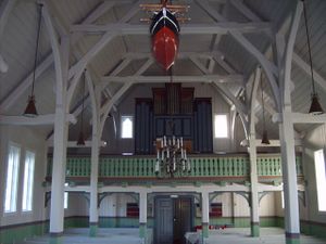 0467 Gullstein krk inne galleri.jpg