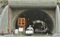 09.April 2003: Egge Museum arrangerte omvisning i tunnelen.