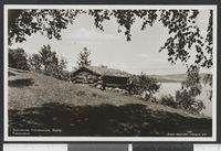 271. 1006 Oplandenes Folkemuseum, Hamar. Tømmerkoie - no-nb digifoto 20150730 00153 bldsa PK25893.jpg