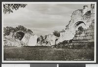 293. 1012 Domkirkeruinene, Hamar - no-nb digifoto 20150730 00144 bldsa PK25884.jpg