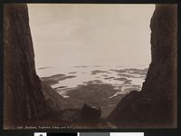 25. 1029. Nordland, Torghatten Udsigt mod Syd - no-nb digifoto 20160106 00053 bldsa AL1029.jpg