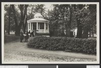 428. 1078. Moss, Parken med Musikpavlionen. - no-nb digifoto 20150227 00154 bldsa PK30474.jpg