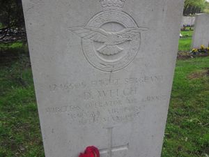 10 mai 1945 britisk krigsgrav Oslo.jpg
