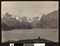 31. 1104. Nordland, Braksettinderne i Raftsund - no-nb digifoto 20160106 00049 bldsa AL1104.jpg
