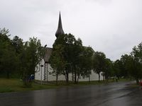 Kirken sett fra nord. Foto: Olve Utne (2009).