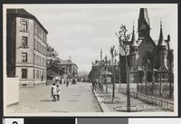 Postkort med motiv fra Arendalsgata. Foto: J.H. Küenholdt A/S/Nasjonalbiblioteket