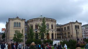 13599cr Stortinget.jpg