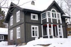 "Villa Lunde" på Geilo, huset Anne Jensdotter Sletto sette seg opp i 1913. Foto: Eva Almhjell 2013.