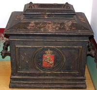 365. 15002 stemmeurne Tustna.jpg