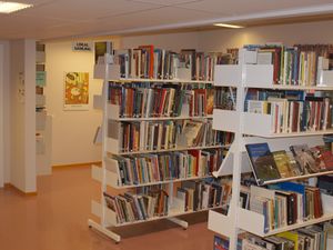 15023g biblioteket paa Gullstein.jpg