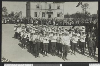 17. mai, Trondheim, 1910 - no-nb digifoto 20140708 00006 bldsa PK18640.jpg