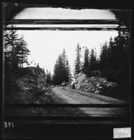 25. 191. Parti av Ringeriksveien. Nedstigning fra Solli. Cykkelen - NB bldsa OTO0148 A.jpg