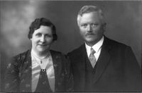 Aksel og Ragna Harby (1950). Fotograf: Håkon Prestkværn, Moelv.