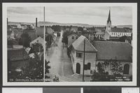 78. 196 Grønnegate og Kirken. Hamar - no-nb digifoto 20150630 00048 bldsa PK25422.jpg