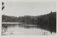 Blankvannsbråten over Blankvann. Foto: Nasjonalbiblioteket (1917–1923).
