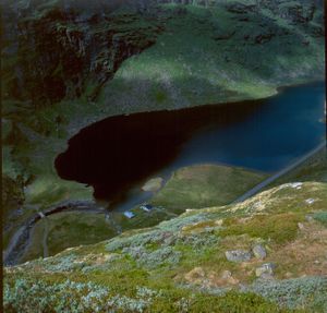 2001 07 05 Aurlandsdalen Øyestøyvatnet sett fra Skoradn.jpg