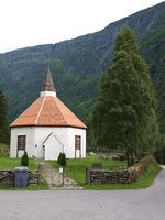 81. 20039 Romfo krk (bygd 1821).jpg