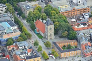 20200919 Vår Frue (Trondheim)-flyfoto.jpg