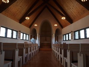 20435 Eysteinskirkja paa Hjerkinn.jpg