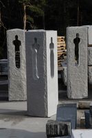 Lokale minnesmerker etter terrorangrepene 22. juli 2011. Minnesmerkene under produksjon. Bilde fått av Nico Widerberg.