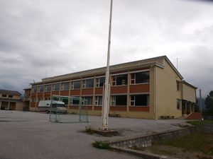 28396 Valsoyfjord skole.jpg