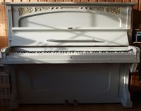 323. 31249cr piano Grøndahl Christiania.jpg