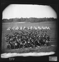 Den norske garde, soldater og musikkorps. Foto: Ole Tobias Olsen