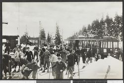 Voksenkollen stasjon. Foto: Nasjonalbiblioteket