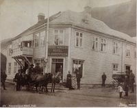 Vossevangens Hotel. Innehaver: H. Dykesteen. Foto: Marthinius Skøien