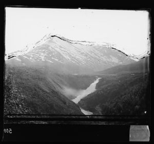432. Stormdalsfossen og Urtfjell - NB bldsa OTO0500 A.jpg