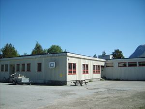 4500 Nord-Tustna skole.jpg