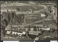 8. 45416. Røde Kors. Momarked - no-nb digifoto 20140321 00109 bldsa PK12794.jpg