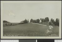 298. 562 Tangen, Hov Gaard - no-nb digifoto 20150901 00005 bldsa PK22897.jpg