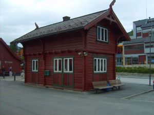 5652j Vinstra stasjon.jpg