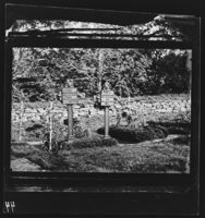 Gravminner over Jens Hans Henrik Maschmann (1833–1842) og Carl Julius Maschmann (1839–1840) på Hobøl kirkegård. Foto: Ole Tobias Olsen