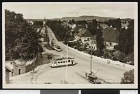 Postkort med motiv fra Frogner plass og Kirkeveien, ukjent dato og fotograf.