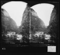 16. 68 ny. Parti av Junkerdalsuren. Stereskop - NB bldsa OTO0126 A.jpg