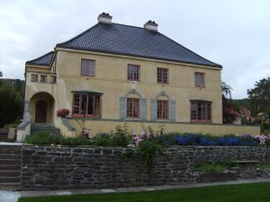 7071 Chateauet i Molde.jpg