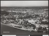 81. 70 B 18. Fredrikstad - no-nb digifoto 20140523 00064 bldsa PK13166.jpg
