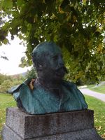 7106 Monument over Alexander Kielland i Molde (P.S. Kroeyer).jpg